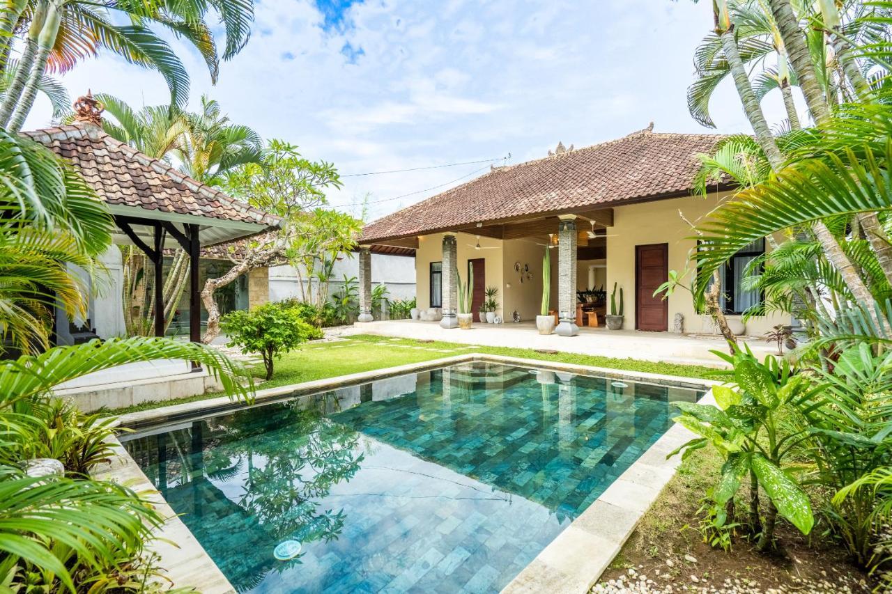 Villa Damai Oasis In The Heart Of Seminyak Kültér fotó