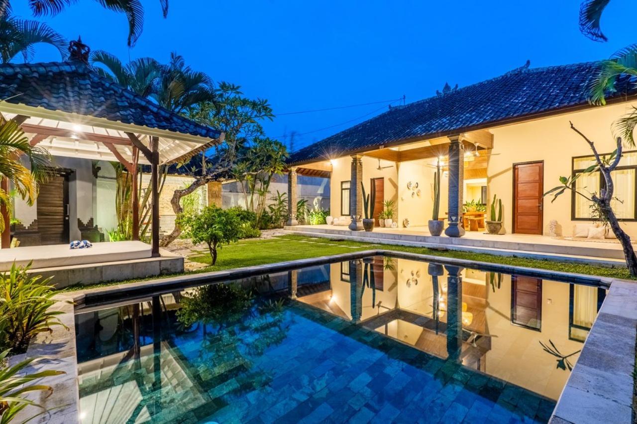 Villa Damai Oasis In The Heart Of Seminyak Kültér fotó